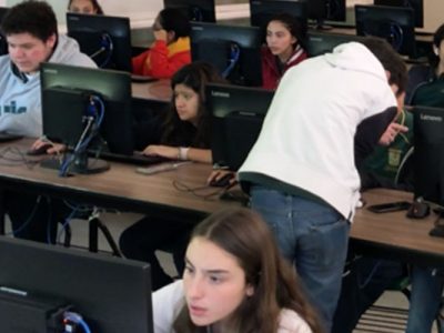 Bachillerato tecnológico y sus beneficios, jóvenes bachillerato UIC, 89KB, beneficios