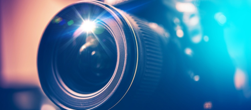 Efecto Greenberg: luces de una fotógrafa. El efecto Greenberg, muy conocido en el ámbito de la fotografía, recibe el nombre por la canadiense Jill Greenberg.