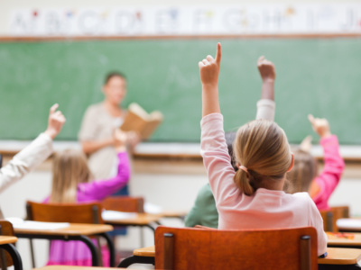 El impacto de la educación en la sociedad toma un papel importante en su desarrollo como personas, mira aquí cómo.